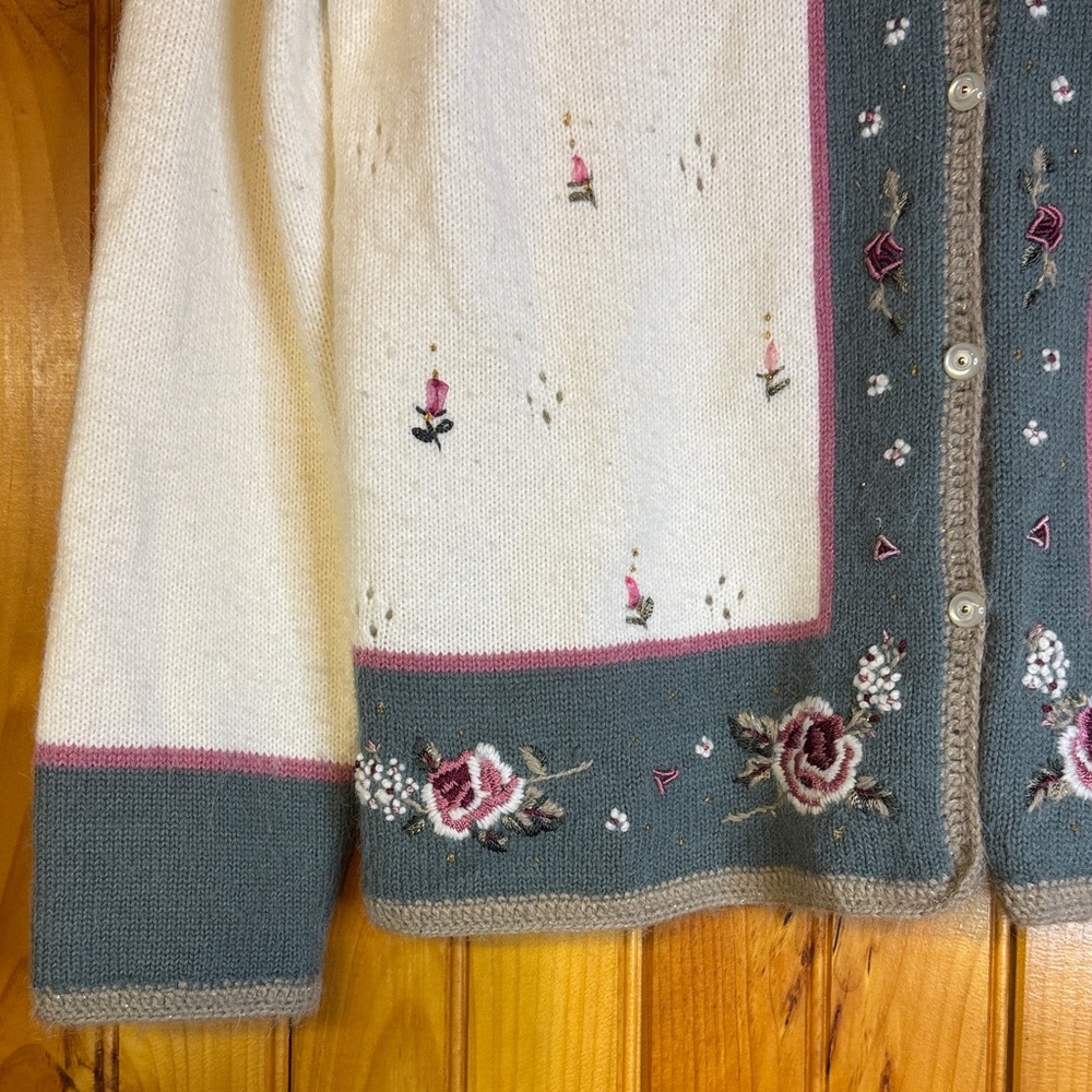 Koret Cream and Green Cardigan with Pink Accents - Picture 4 of 8